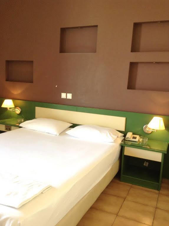 Hotel Platon Atena Exterior foto