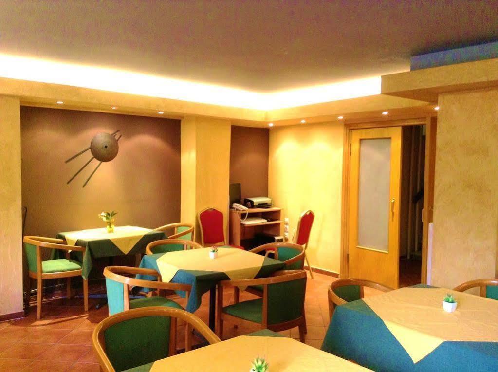 Hotel Platon Atena Exterior foto